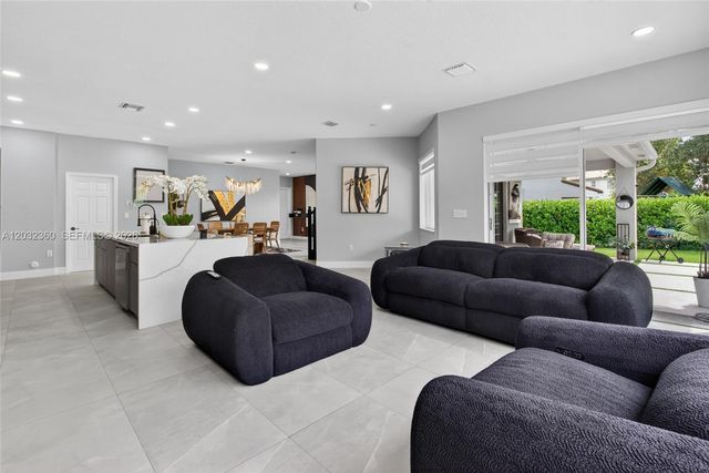 2167 SW 176th Terrace, Miramar, FL 33029
