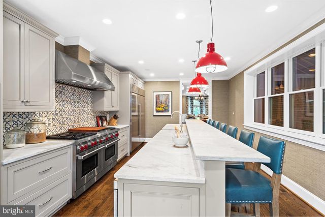 625 MASSACHUSETTS AVE NE, Washington, DC 20002