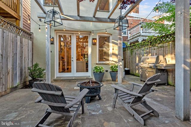 625 MASSACHUSETTS AVE NE, Washington, DC 20002