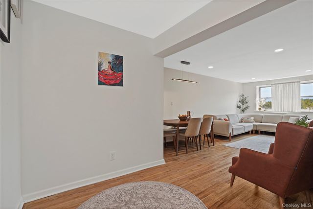 151-25 88th Street 4E, Howard Beach, NY 11414