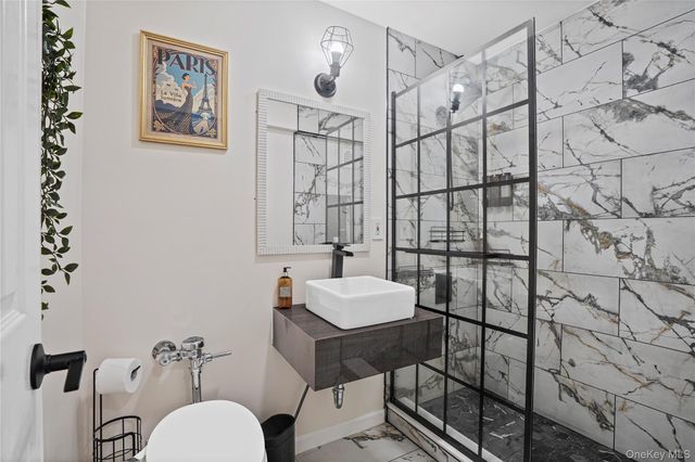 151-25 88th Street 4E, Howard Beach, NY 11414