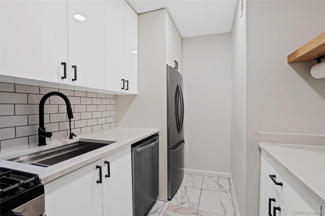 151-25 88th Street 4E, Howard Beach, NY 11414