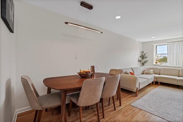 151-25 88th Street 4E, Howard Beach, NY 11414