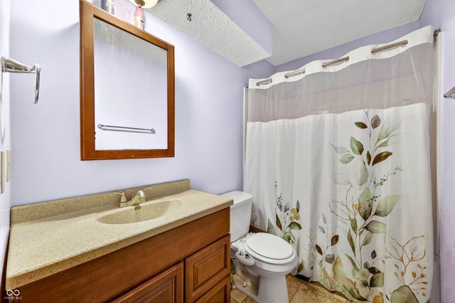 8288 Bluegill Drive, Nineveh, IN 46164