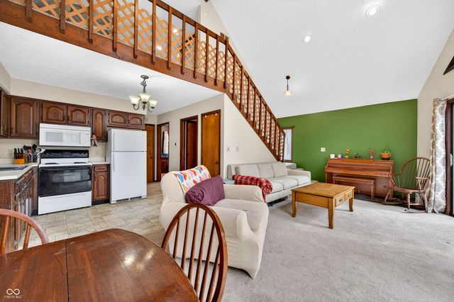 8288 Bluegill Drive, Nineveh, IN 46164