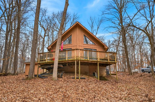 8288 Bluegill Drive, Nineveh, IN 46164