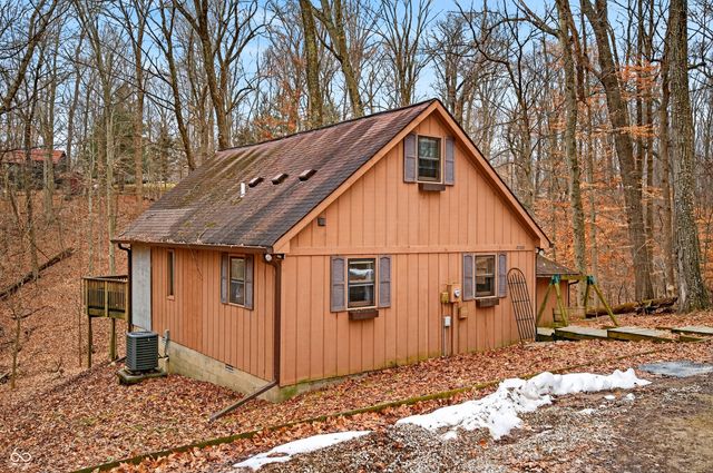 8288 Bluegill Drive, Nineveh, IN 46164