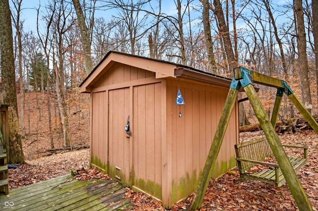 8288 Bluegill Drive, Nineveh, IN 46164