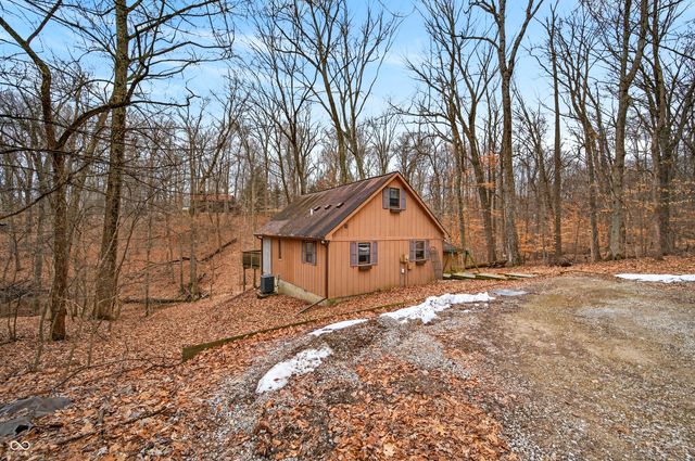 8288 Bluegill Drive, Nineveh, IN 46164