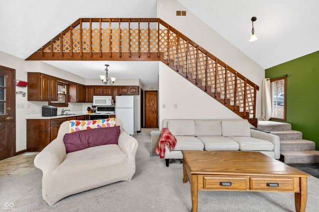 8288 Bluegill Drive, Nineveh, IN 46164