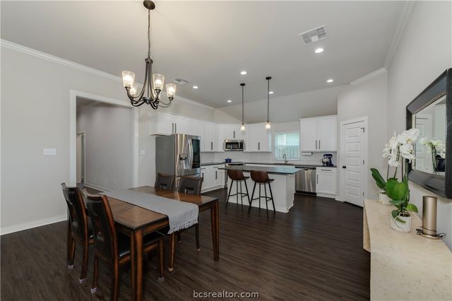 1934 Cambria Drive, Bryan, TX 77807