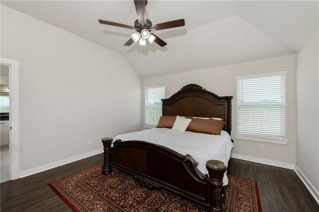 1934 Cambria Drive, Bryan, TX 77807