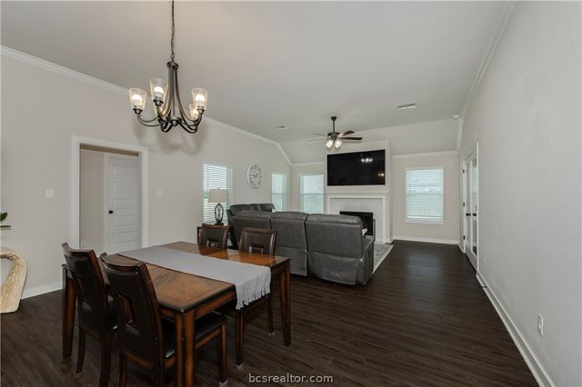 1934 Cambria Drive, Bryan, TX 77807
