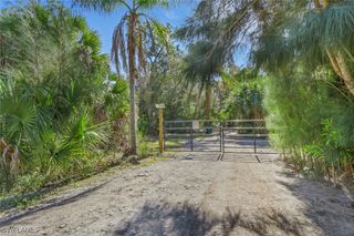 3420 6th AVE NE, Naples, FL 34120