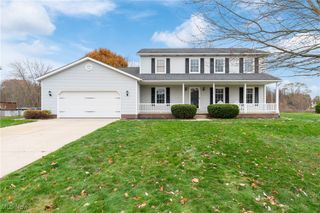 12320 Waterfall Avenue NW, Uniontown, OH 44685
