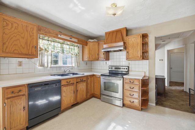 78 N Lake Terrace, Rossville, GA 30741