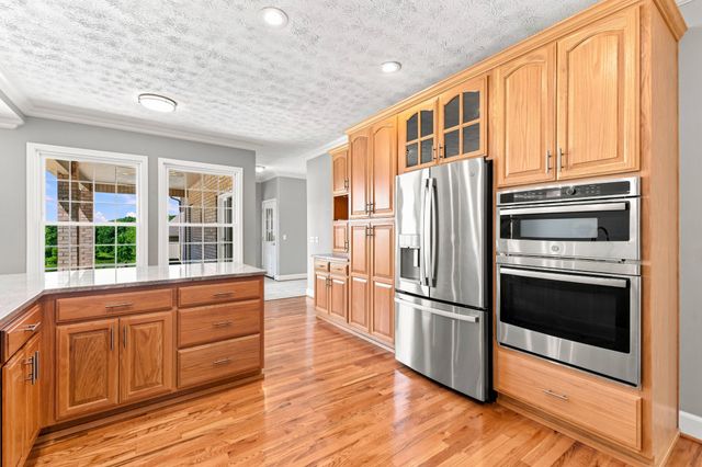 1301 Yellow Creek Rd, Dickson, TN 37055