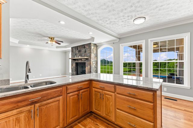 1301 Yellow Creek Rd, Dickson, TN 37055