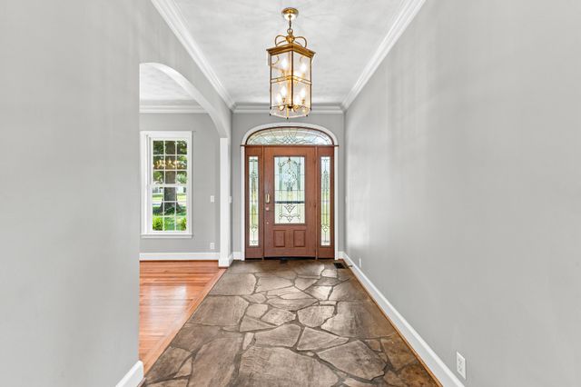 1301 Yellow Creek Rd, Dickson, TN 37055
