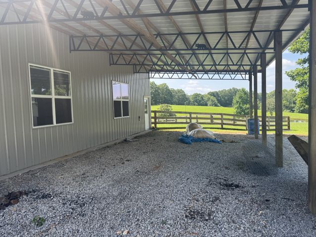 1301 Yellow Creek Rd, Dickson, TN 37055