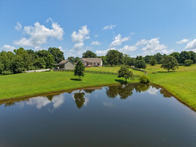 1301 Yellow Creek Rd, Dickson, TN 37055