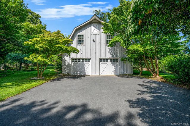 90 Locust Lane, Northport, NY 11768