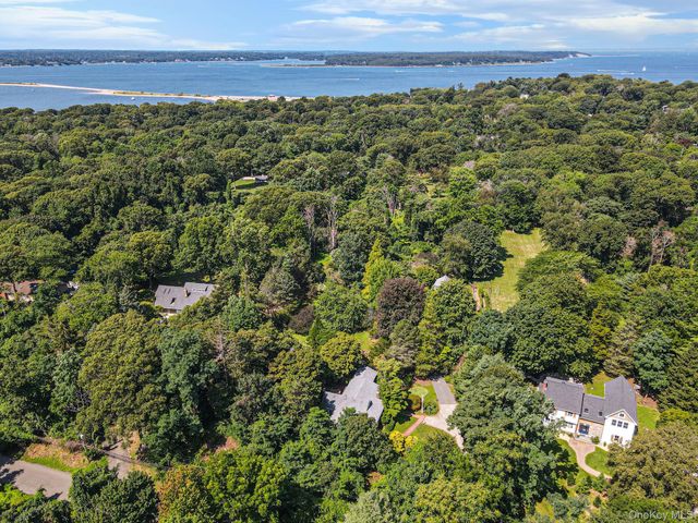 90 Locust Lane, Northport, NY 11768