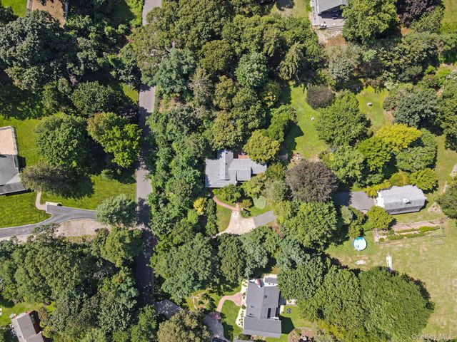 90 Locust Lane, Northport, NY 11768