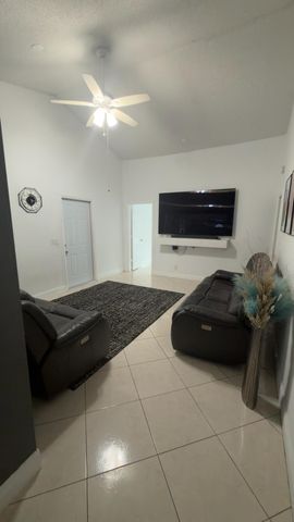 1570 Royal Forest Court, West Palm Beach, FL 33406