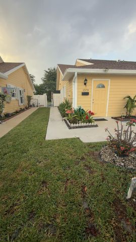 1570 Royal Forest Court, West Palm Beach, FL 33406