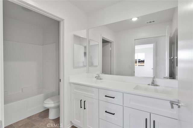 10158 Kemper Avenue, Adelanto, CA 92301