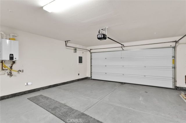 10158 Kemper Avenue, Adelanto, CA 92301