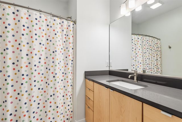 2872 Buena Vista Drive, Clive, IA 50325