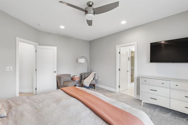 2872 Buena Vista Drive, Clive, IA 50325