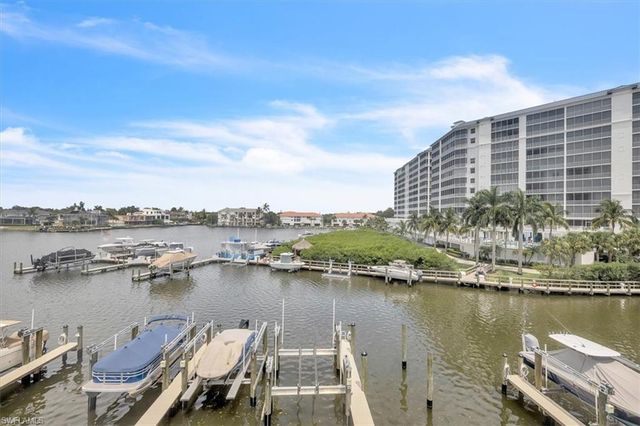 271 Southbay DR 241, Naples, FL 34108