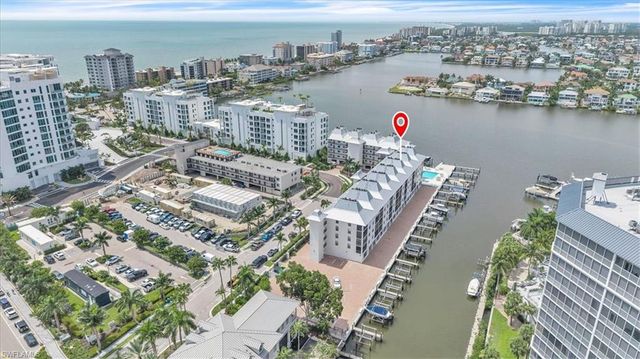 271 Southbay DR 241, Naples, FL 34108