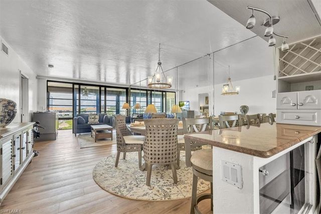 271 Southbay DR 241, Naples, FL 34108