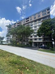 1625 SE 10th Ave 804, Fort Lauderdale, FL 33316