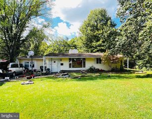 3505 DEVON DR, Falls Church, VA 22042