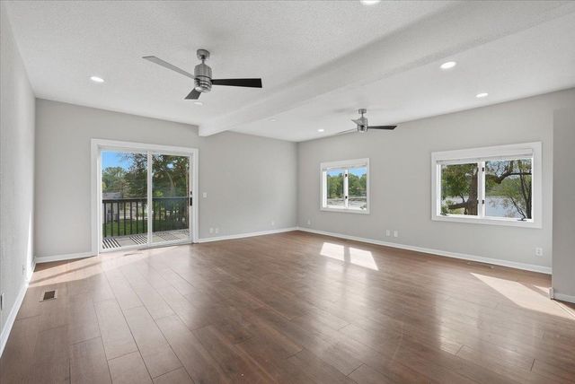 924 Maple Street W, Stillwater, MN 55082