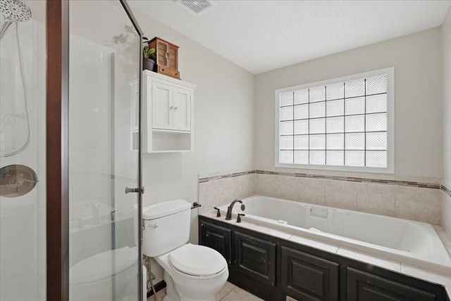 924 Maple Street W, Stillwater, MN 55082