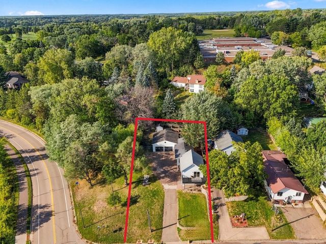 924 Maple Street W, Stillwater, MN 55082