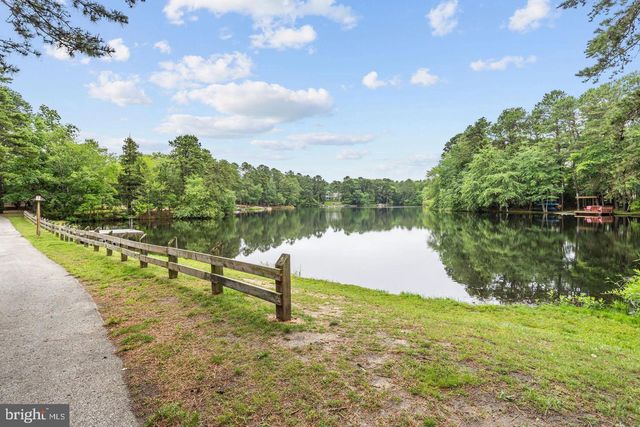 26 BIG LOOK TRL, Medford, NJ 08055