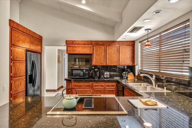 34820 Mission Hills Drive, Rancho Mirage, CA 92270