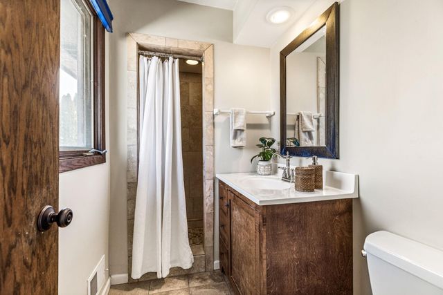 3301 Edgemere Avenue, Saint Anthony, MN 55418