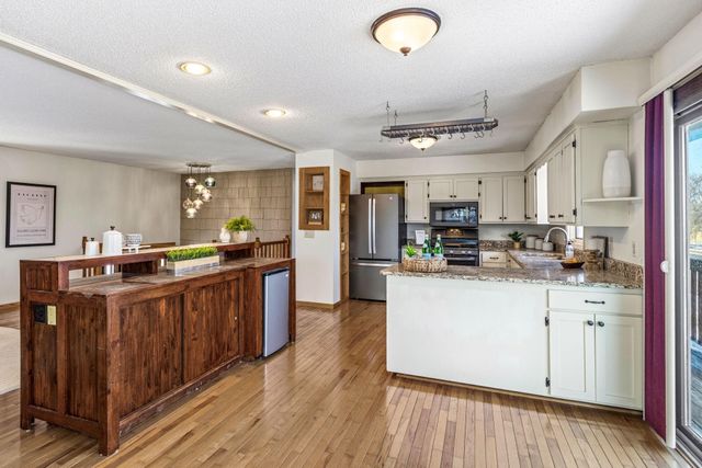 3301 Edgemere Avenue, Saint Anthony, MN 55418