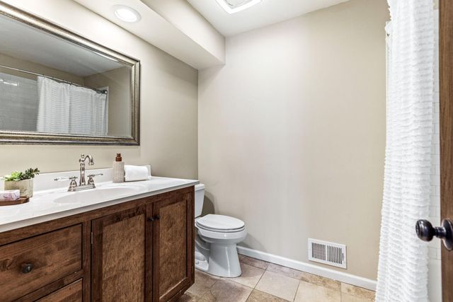 3301 Edgemere Avenue, Saint Anthony, MN 55418