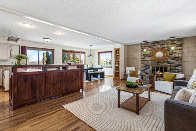 3301 Edgemere Avenue, Saint Anthony, MN 55418