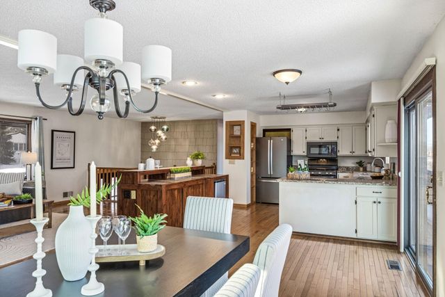 3301 Edgemere Avenue, Saint Anthony, MN 55418