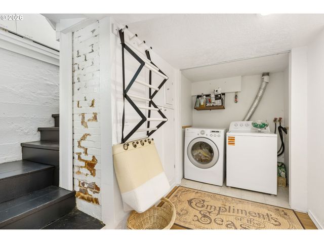 9685 Nw SAINT HELENS Rd, Portland, OR 97231
